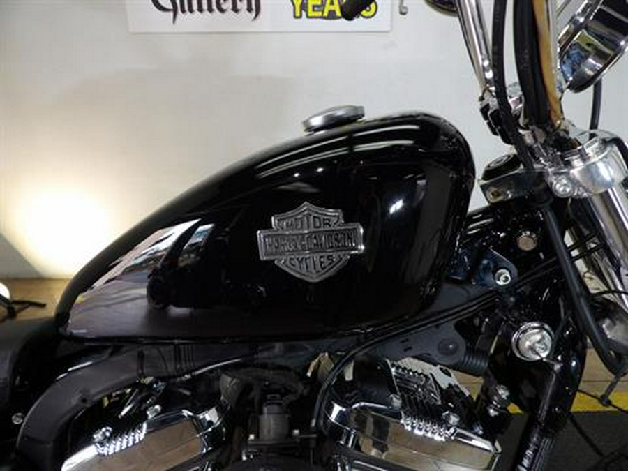 2012 Harley-Davidson Sportster® Seventy-Two™