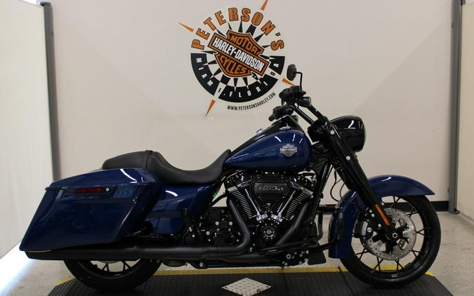 2023 FLHRXS Road King Special - In Bright Billiard Blue