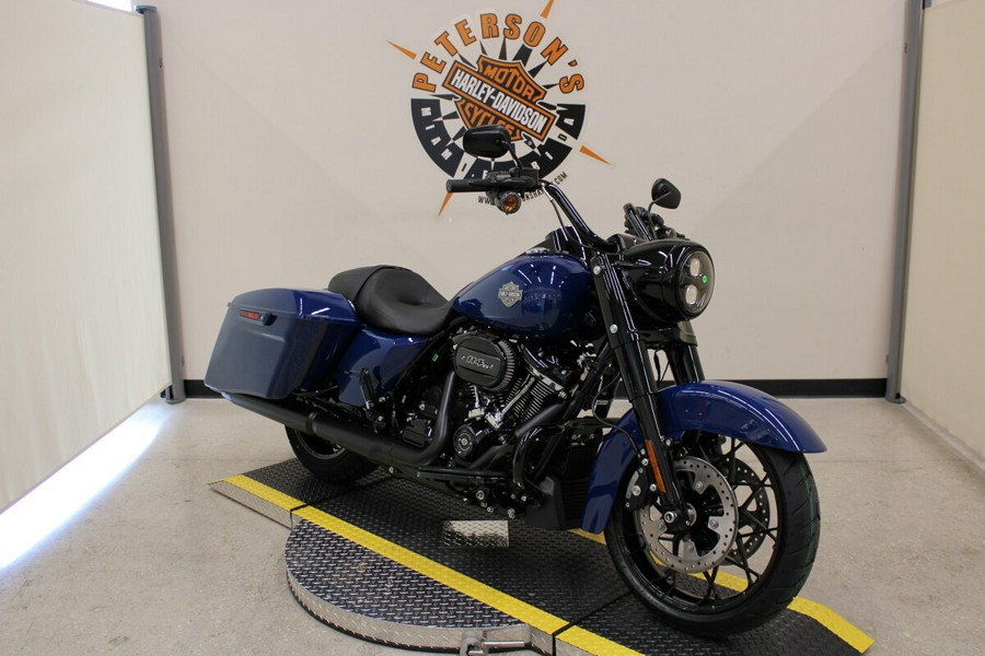 2023 FLHRXS Road King Special - In Bright Billiard Blue