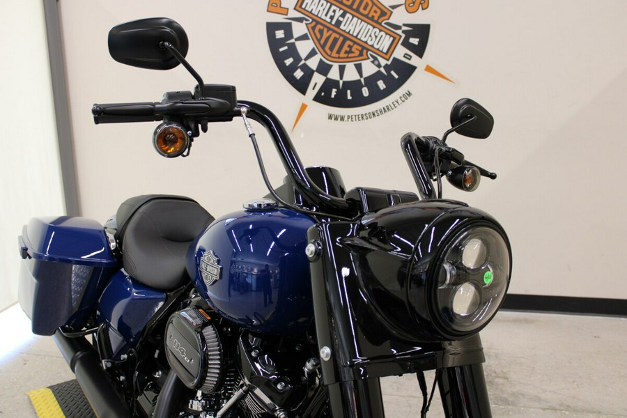 2023 FLHRXS Road King Special - In Bright Billiard Blue