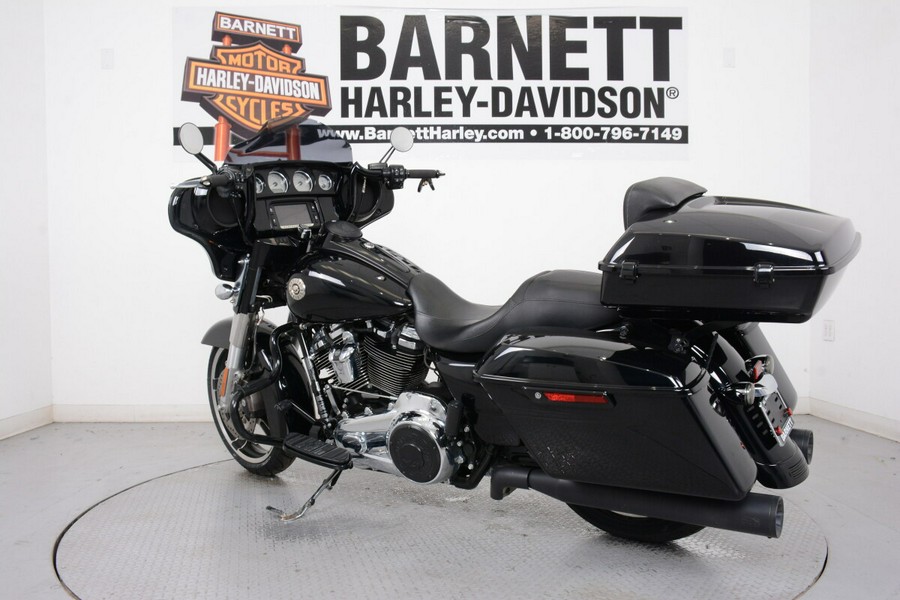 2017 Harley-Davidson FLHXS Street Glide Special