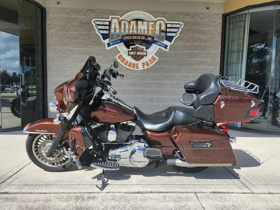 2010 Harley-Davidson® FLHTCU - Ultra Classic® Electra Glide