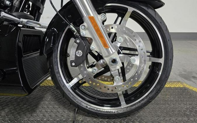 2025 Harley-Davidson® FLTRX - Road Glide®