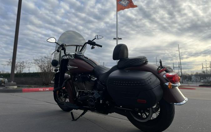 2018 Harley-Davidson® Heritage Classic 114 FLHCS Red Iron Denim 018693