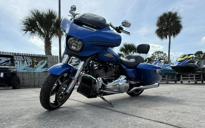 2025 Harley-Davidson® FLHX - Street Glide®