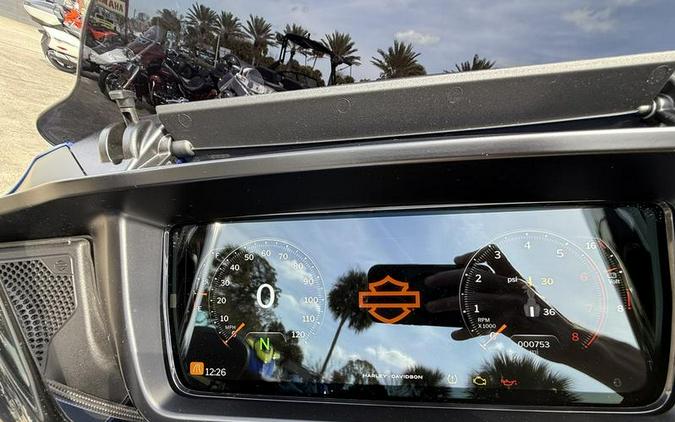 2025 Harley-Davidson® FLHX - Street Glide®