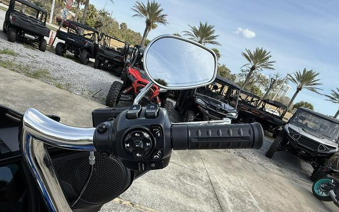 2025 Harley-Davidson® FLHX - Street Glide®