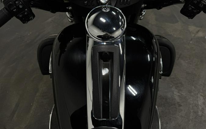 2017 HARLEY DAVIDSON ULTRA CLASSIC