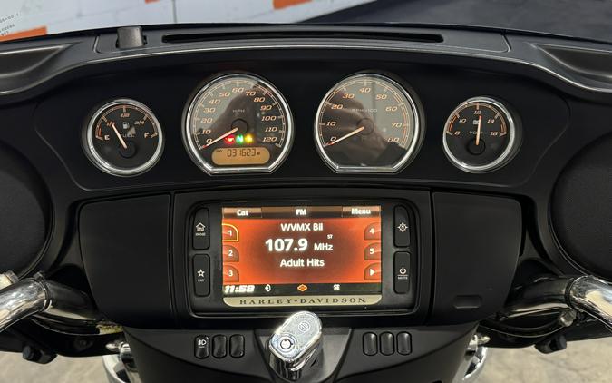 2017 HARLEY DAVIDSON ULTRA CLASSIC