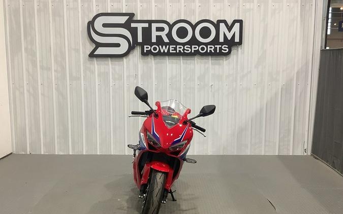 2026 Honda CBR650R E-Clutch