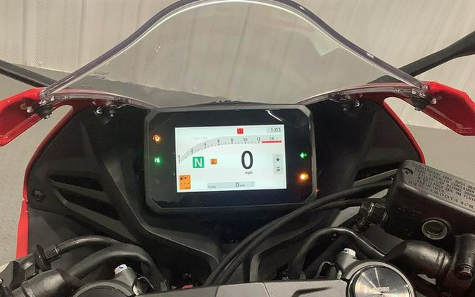 2026 Honda CBR650R E-Clutch