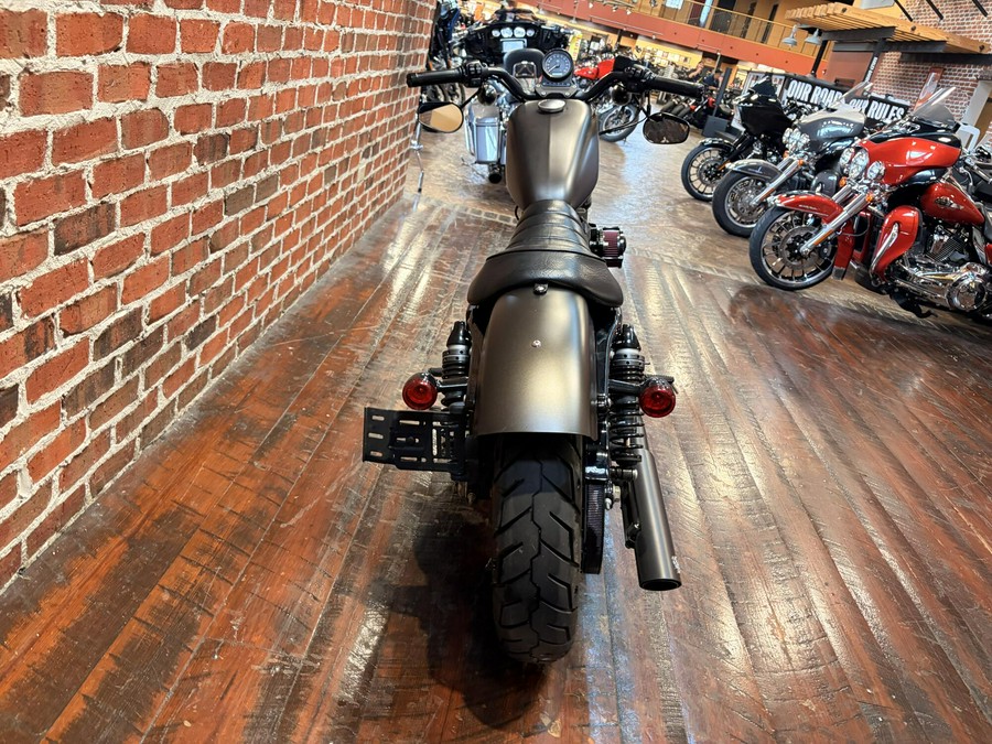 XL 883N 2021 Iron 883