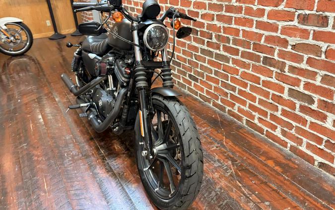 XL 883N 2021 Iron 883