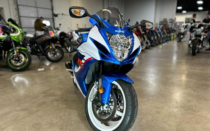 2013 Suzuki GSX-R600™