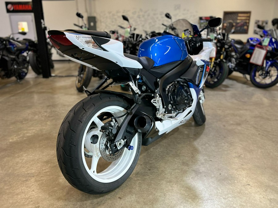 2013 Suzuki GSX-R600™