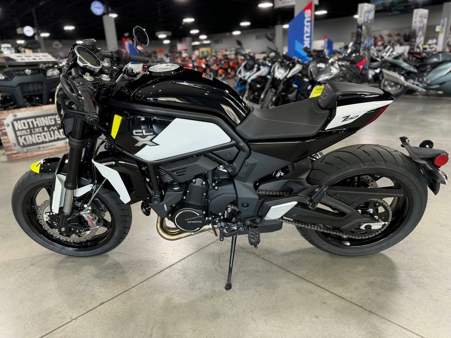 2024 CFMOTO 700