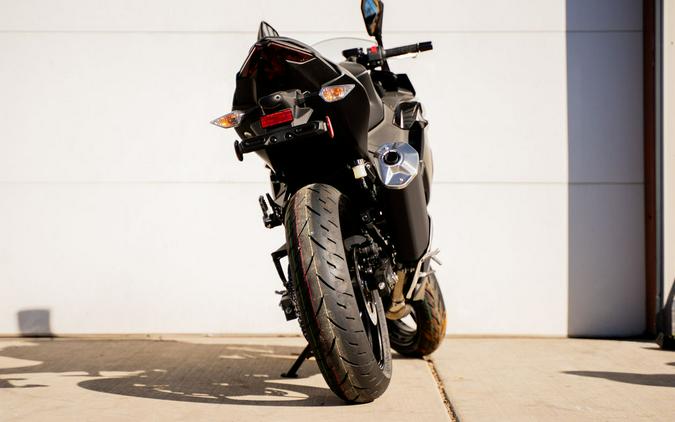 2026 Kawasaki Ninja® 500 ABS Metallic Flat Spark Black