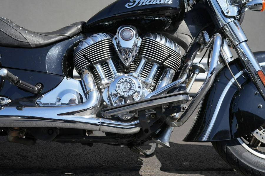 2019 Indian Motorcycle Springfield Thunder Black