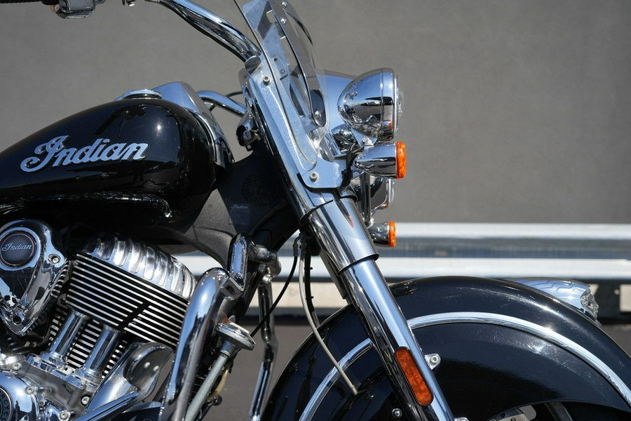 2019 Indian Motorcycle Springfield Thunder Black