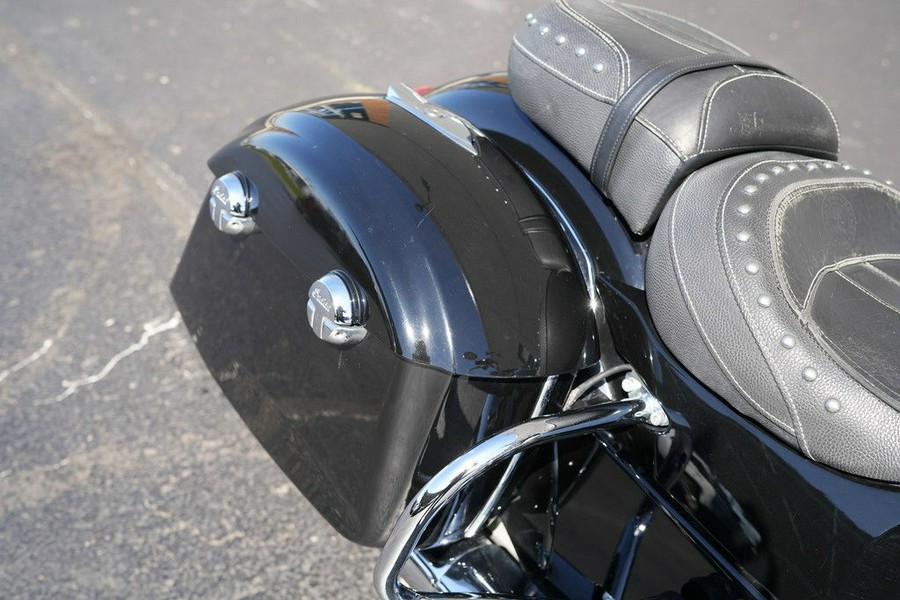2019 Indian Motorcycle Springfield Thunder Black