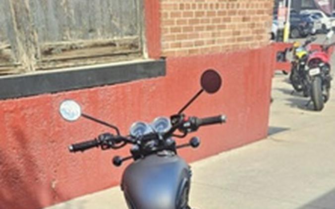2026 Triumph Bonneville T120 Black Matt Silver Ice