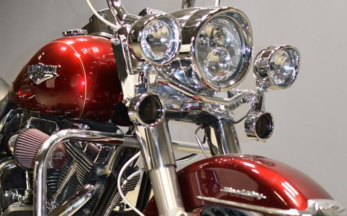 2016 Harley-Davidson Road King FLHR