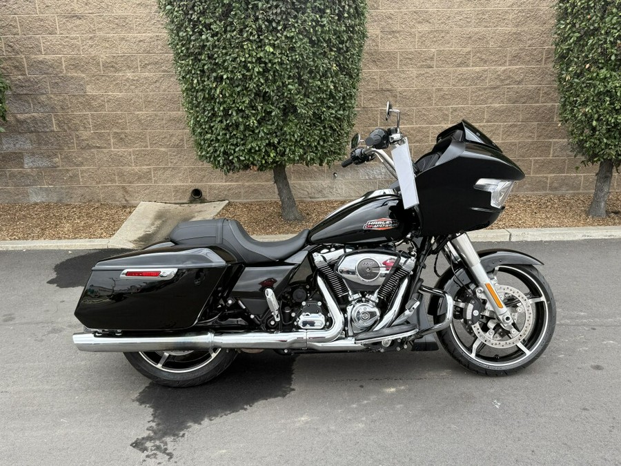 FLTRX 2024 Road Glide®