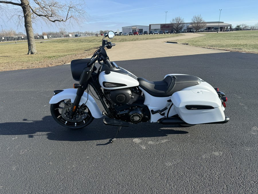 2026 Indian Motorcycle Springfield® Dark Horse®