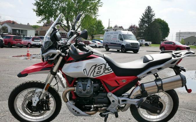 2025 Moto Guzzi V85 TT