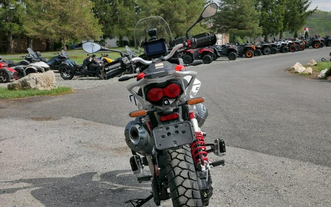 2025 Moto Guzzi V85 TT