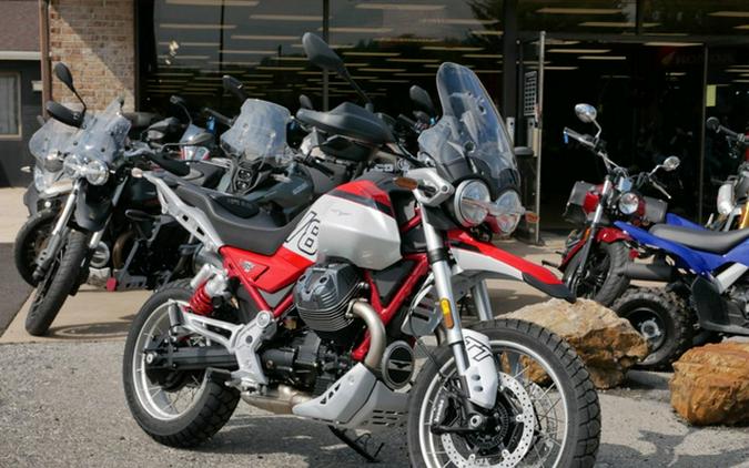2025 Moto Guzzi V85 TT