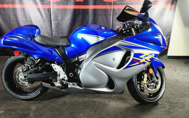 2015 SUZUKI GSX1300RA - F100131