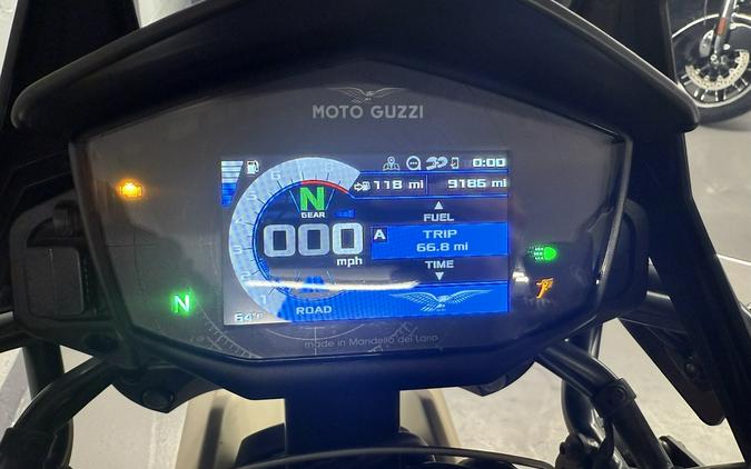 2020 Moto Guzzi V85 TT Travel