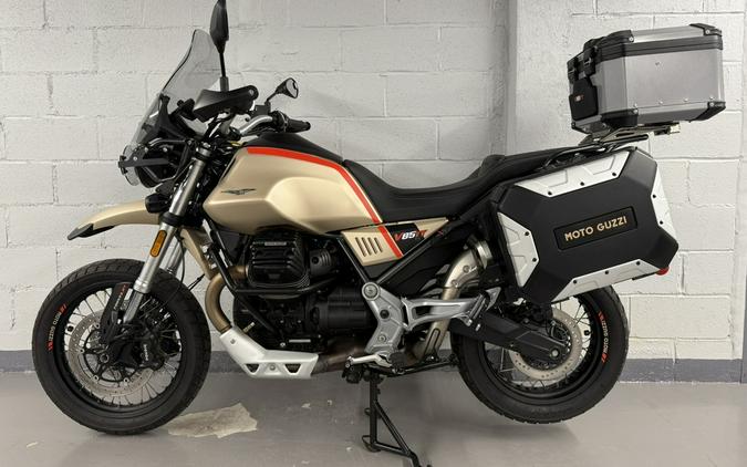 2020 Moto Guzzi V85 TT Travel