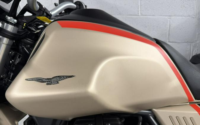 2020 Moto Guzzi V85 TT Travel