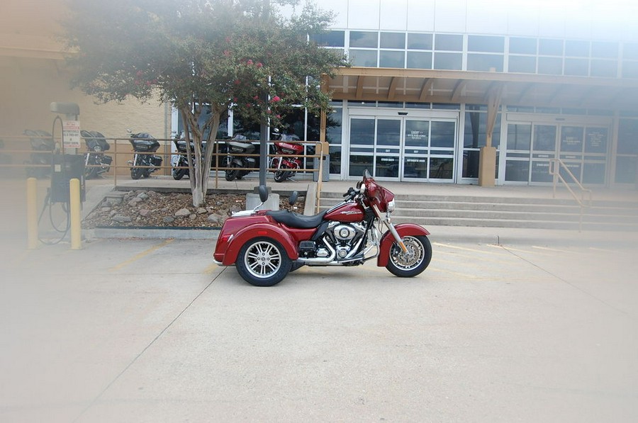 2010 Harley-Davidson® FLHXXX - Street Glide® Trike