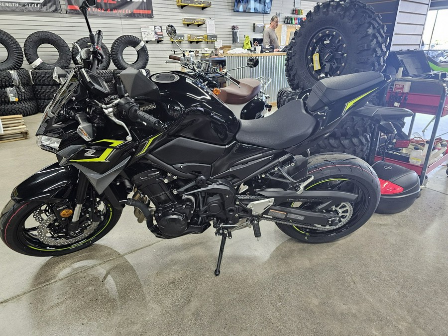 2024 Kawasaki Z900 ABS