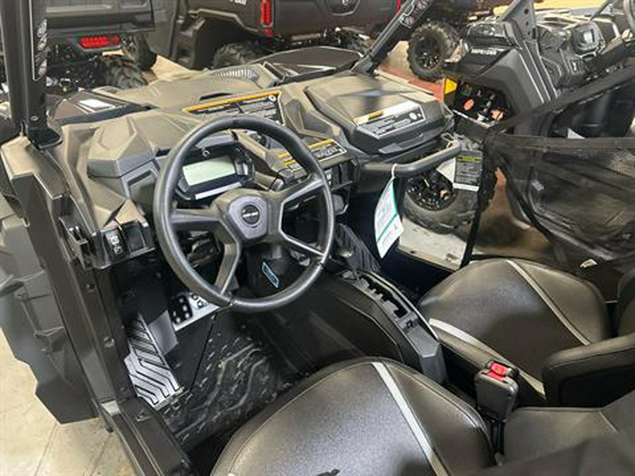 2026 Can-Am Maverick Trail DPS 700