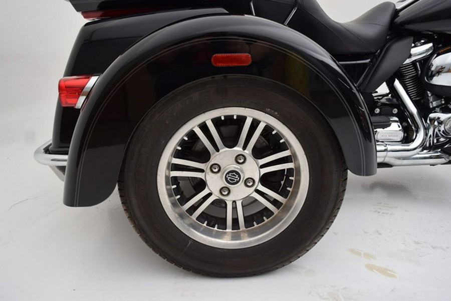 2019 Harley-Davidson Trike FLHTCUTG - Tri Glide Ultra