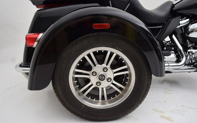 2019 Harley-Davidson Trike FLHTCUTG - Tri Glide Ultra