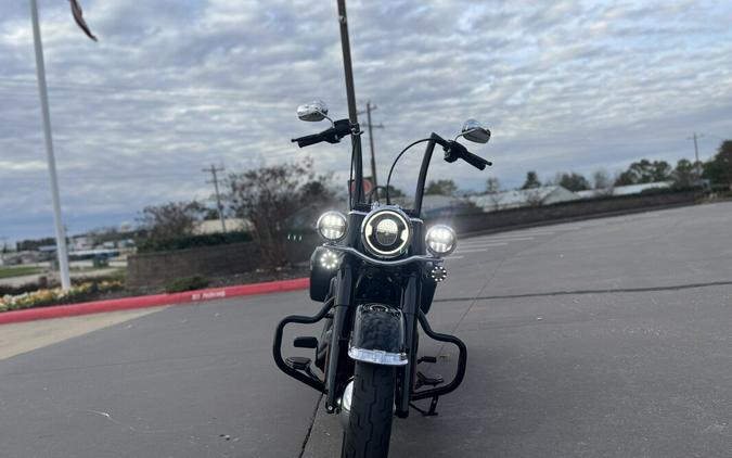 2020 Harley-Davidson® Heritage Classic 114 FLHCS Vivid Black 072724