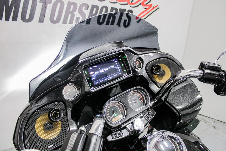 2017 Harley-Davidson Road Glide® Ultra