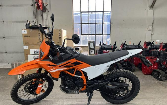 2026 KTM 390 Enduro R