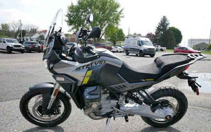2025 Moto Guzzi Stelvio