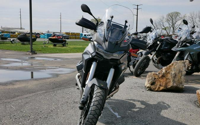 2025 Moto Guzzi Stelvio