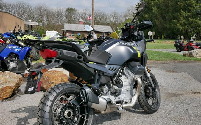 2025 Moto Guzzi Stelvio