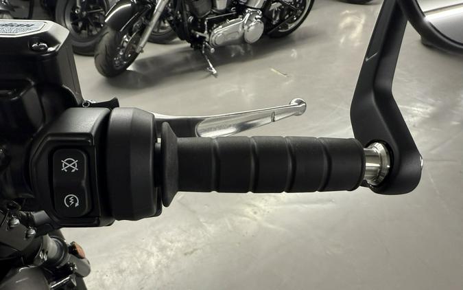 2026 Indian Scout Bobber Limited w/ Tech