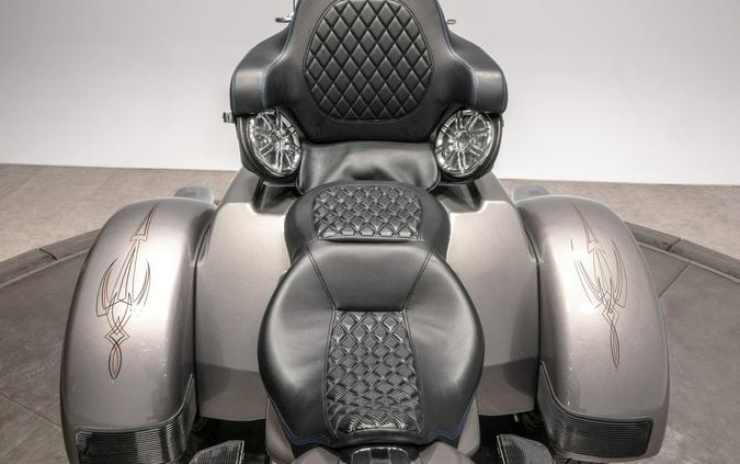 2016 HARLEY-DAVIDSON FLHTCUTG TRI GLIDE ULTRA in Billet Silver/Vivid Black with 24,668 miles