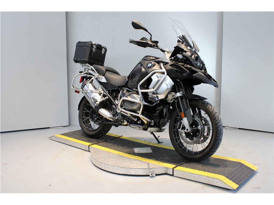 2023 BMW R1250GSAdventure