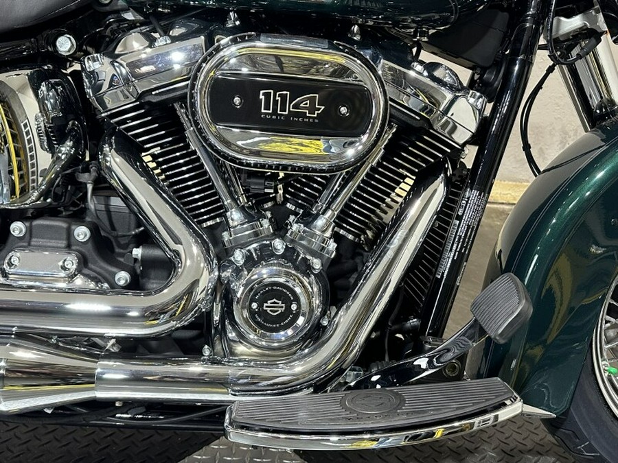 Harley-Davidson Heritage Classic 2024 FLHCS 84472654 ALPINE GREEN W/ PINSTRIPE